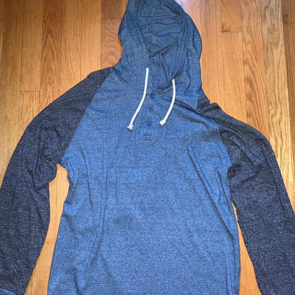 Lightweight Long Sleeve with hood